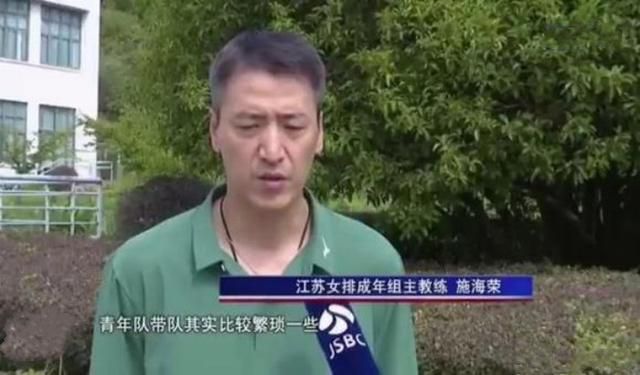 年轻的妈妈朋友